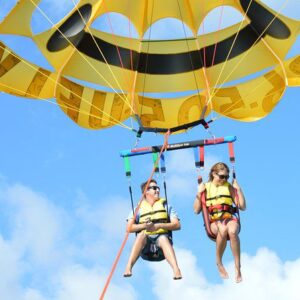 Parasailing Tour in Miami: Official Booking Center at Bayside Marketplace - Image 2