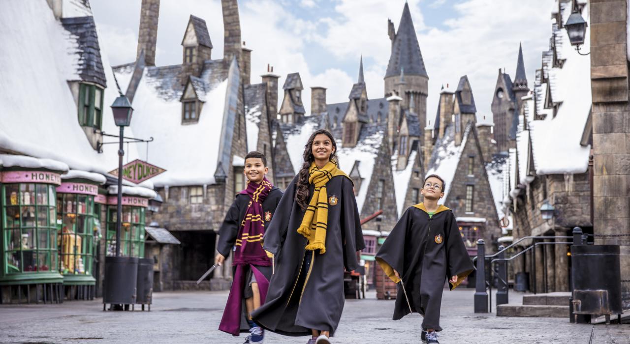 Universal Orlando Resort: Official Booking Center at Bayside Marketplace - Image 5